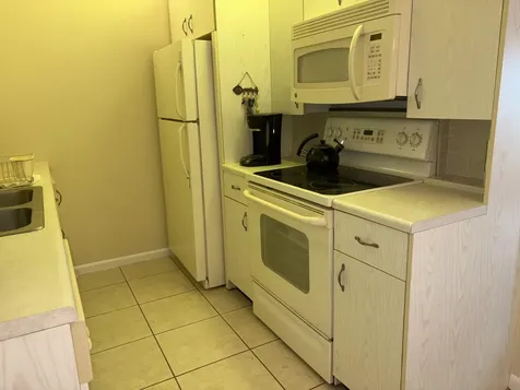 4049 Cornwall C Boca Raton FL 33434