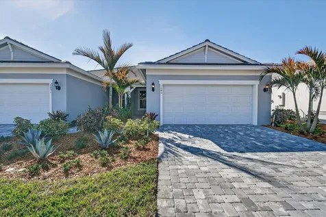 1545 Harper Way Vero Beach FL 32960