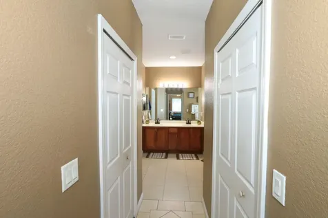 232 Se Verada Avenue Port Saint Lucie FL 34983