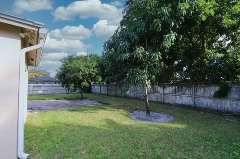 232 Se Verada Avenue Port Saint Lucie FL 34983