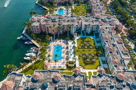 100 Se 5th Avenue Boca Raton FL 33432