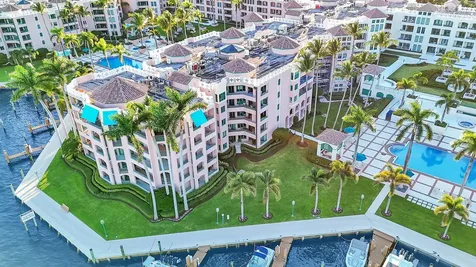 100 Se 5th Avenue Boca Raton FL 33432