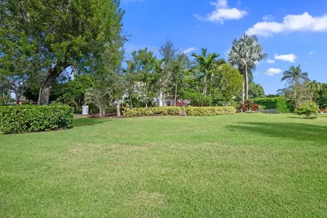 10655 Rio Hermoso Delray Beach FL 33446