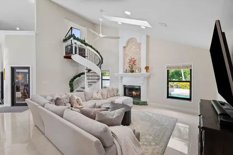 10655 Rio Hermoso Delray Beach FL 33446