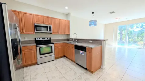1416 Nw 34th Way Lauderhill FL 33311