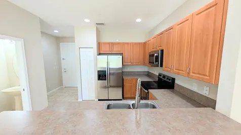 1416 Nw 34th Way Lauderhill FL 33311