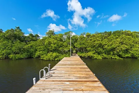602 N Atlantic Drive Lantana FL 33460