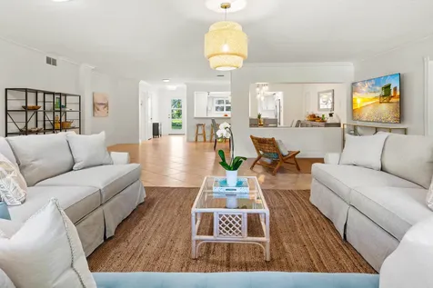602 N Atlantic Drive Lantana FL 33460