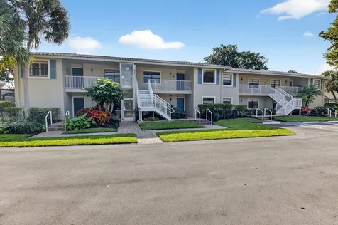 18 Westgate Lane Boynton Beach FL 33436
