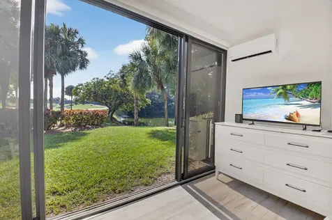18 Westgate Lane Boynton Beach FL 33436