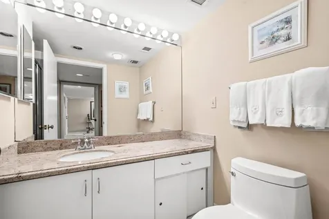 140 Se 5th Avenue Boca Raton FL 33432