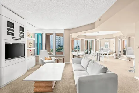 140 Se 5th Avenue Boca Raton FL 33432
