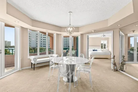 140 Se 5th Avenue Boca Raton FL 33432