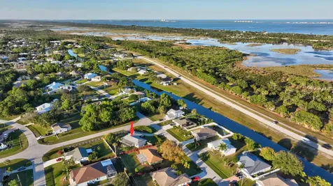 1902 Se South Buttonwood Drive Port Saint Lucie FL 34952