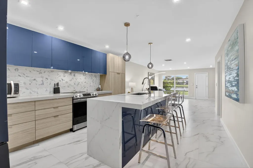 5753 Spindle Palm Court Delray Beach FL 33484