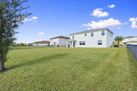 12434 Nw Lynch Lane Port Saint Lucie FL 34987