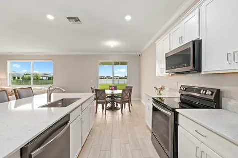 12434 Nw Lynch Lane Port Saint Lucie FL 34987