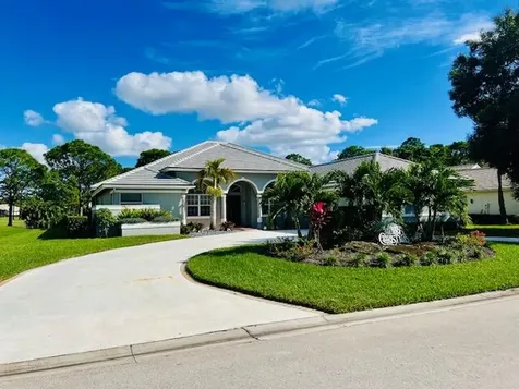 8204 Kiawah Trace Port Saint Lucie FL 34986