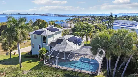3781 Ne Cheri Drive Jensen Beach FL 34957