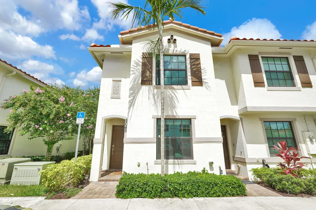 5045 Genove Place Riviera Beach FL 33410