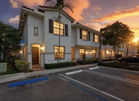 5045 Genove Place Riviera Beach FL 33410