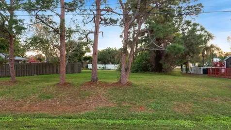 114 SW Evans Avenue Port Saint Lucie FL 34984
