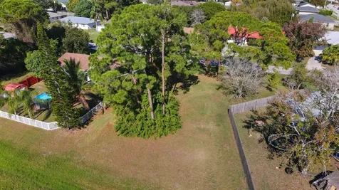 114 SW Evans Avenue Port Saint Lucie FL 34984