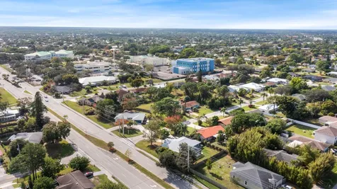 114 SW Evans Avenue Port Saint Lucie FL 34984