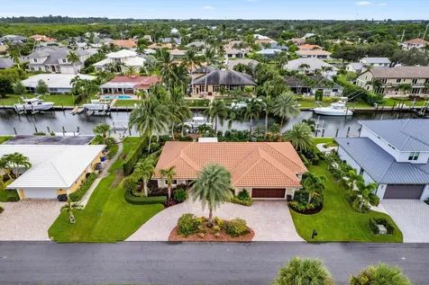 8884 Se Pelican Island Way Hobe Sound FL 33455