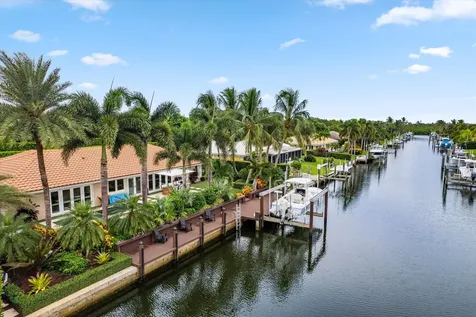 8884 Se Pelican Island Way Hobe Sound FL 33455