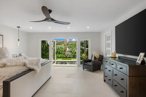 8884 Se Pelican Island Way Hobe Sound FL 33455