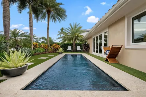 8884 Se Pelican Island Way Hobe Sound FL 33455