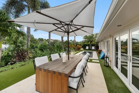 8884 Se Pelican Island Way Hobe Sound FL 33455