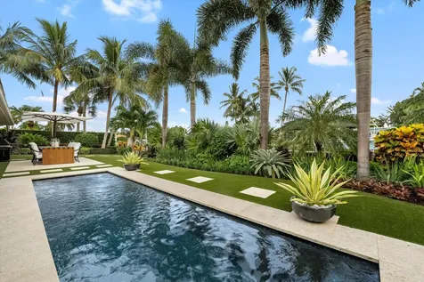8884 Se Pelican Island Way Hobe Sound FL 33455