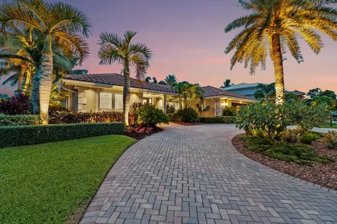 8884 Se Pelican Island Way Hobe Sound FL 33455