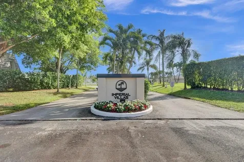 2704 Knight Lane Delray Beach FL 33445