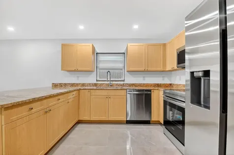 2932 Saginaw Avenue West Palm Beach FL 33409
