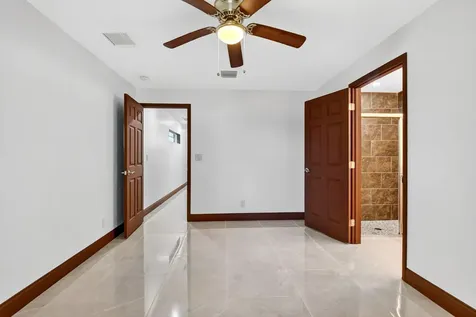 2932 Saginaw Avenue West Palm Beach FL 33409