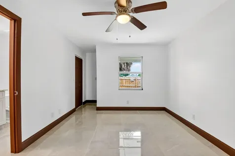 2932 Saginaw Avenue West Palm Beach FL 33409