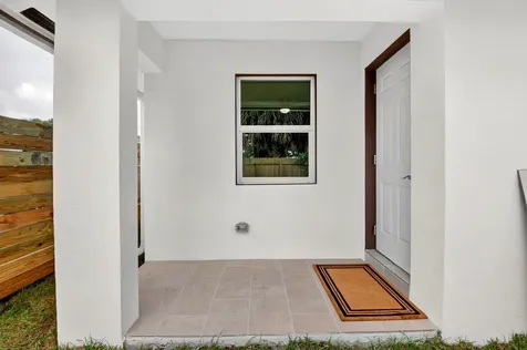 2932 Saginaw Avenue West Palm Beach FL 33409