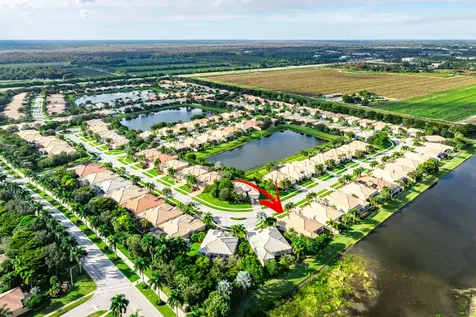 9632 Dovetree Isle Drive Boynton Beach FL 33473