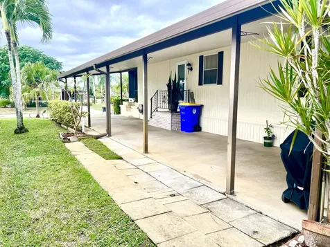 8011 Se Homestead Avenue Hobe Sound FL 33455