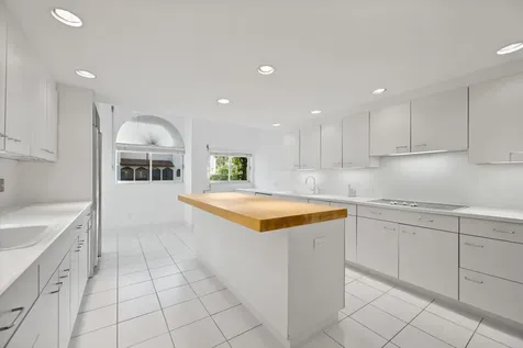 265 Everglade Avenue Palm Beach FL 33480