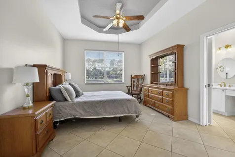 8638 Lineyard Cay West Palm Beach FL 33411