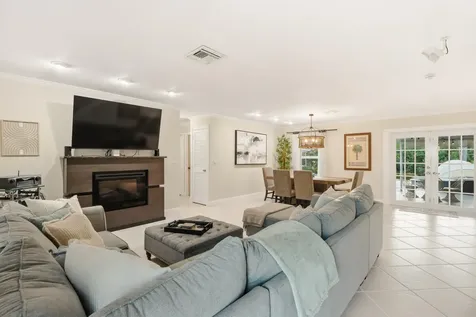 1905 Meadow Court Palm Springs FL 33406