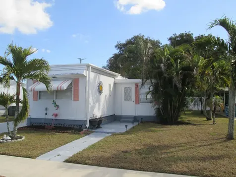 4014 Bougainvillea Road Boynton Beach FL 33436