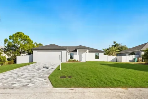 1213 Nw 22nd Place Cape Coral FL 33993