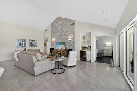 2294 Saratoga Bay Drive West Palm Beach FL 33409