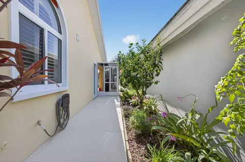 2294 Saratoga Bay Drive West Palm Beach FL 33409