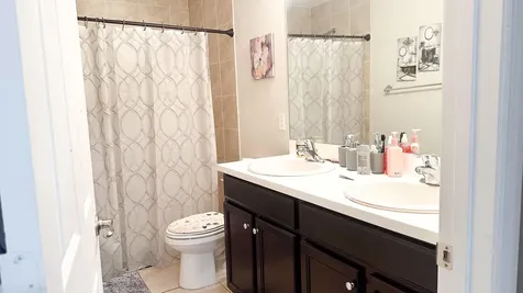 2325 Se Calcutta Circle Port Saint Lucie FL 34952